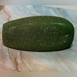 Like new hard shell glasses case. Sparkly, emerald green